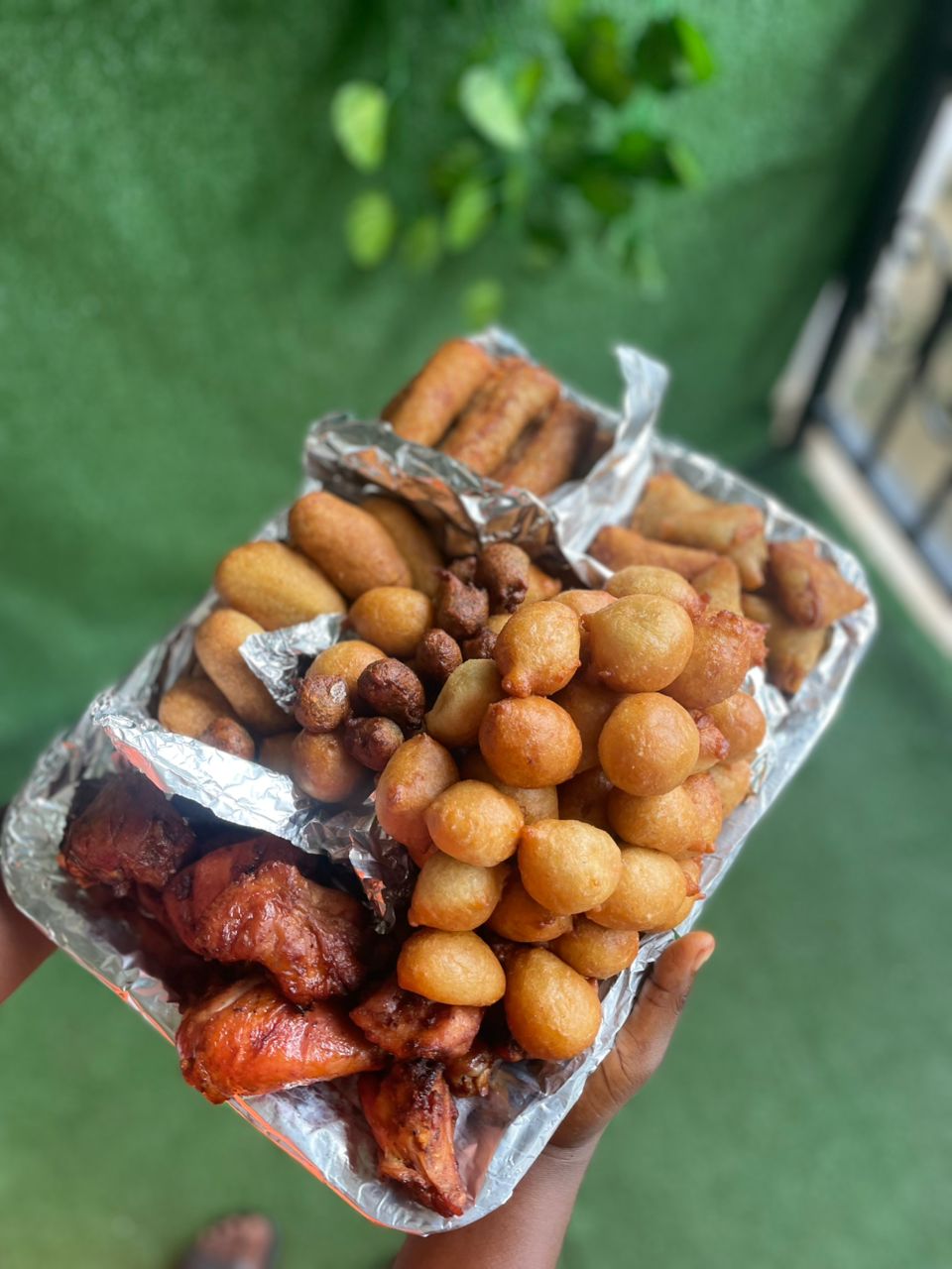 Platter for 10 with chicken ,corndog or gizzard