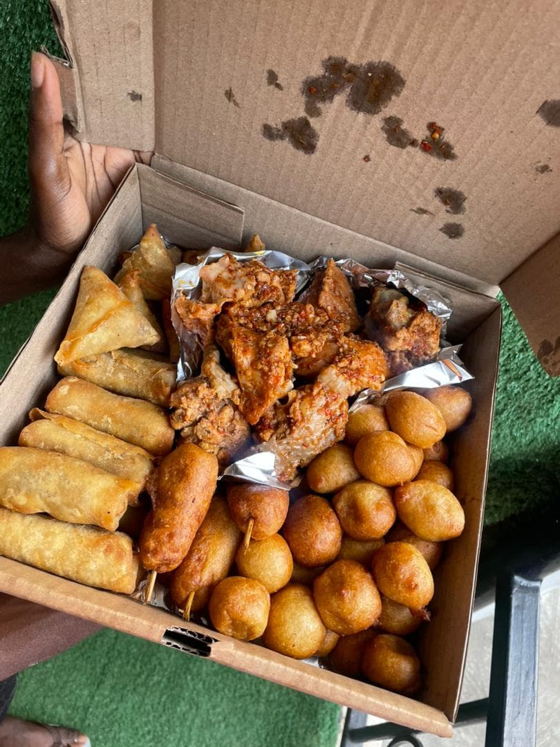 Platter for 10 with peppered turkey